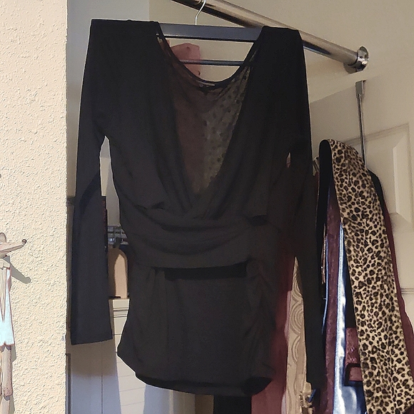 Black House White Market Fitted Top with lace - Picture 1 of 6